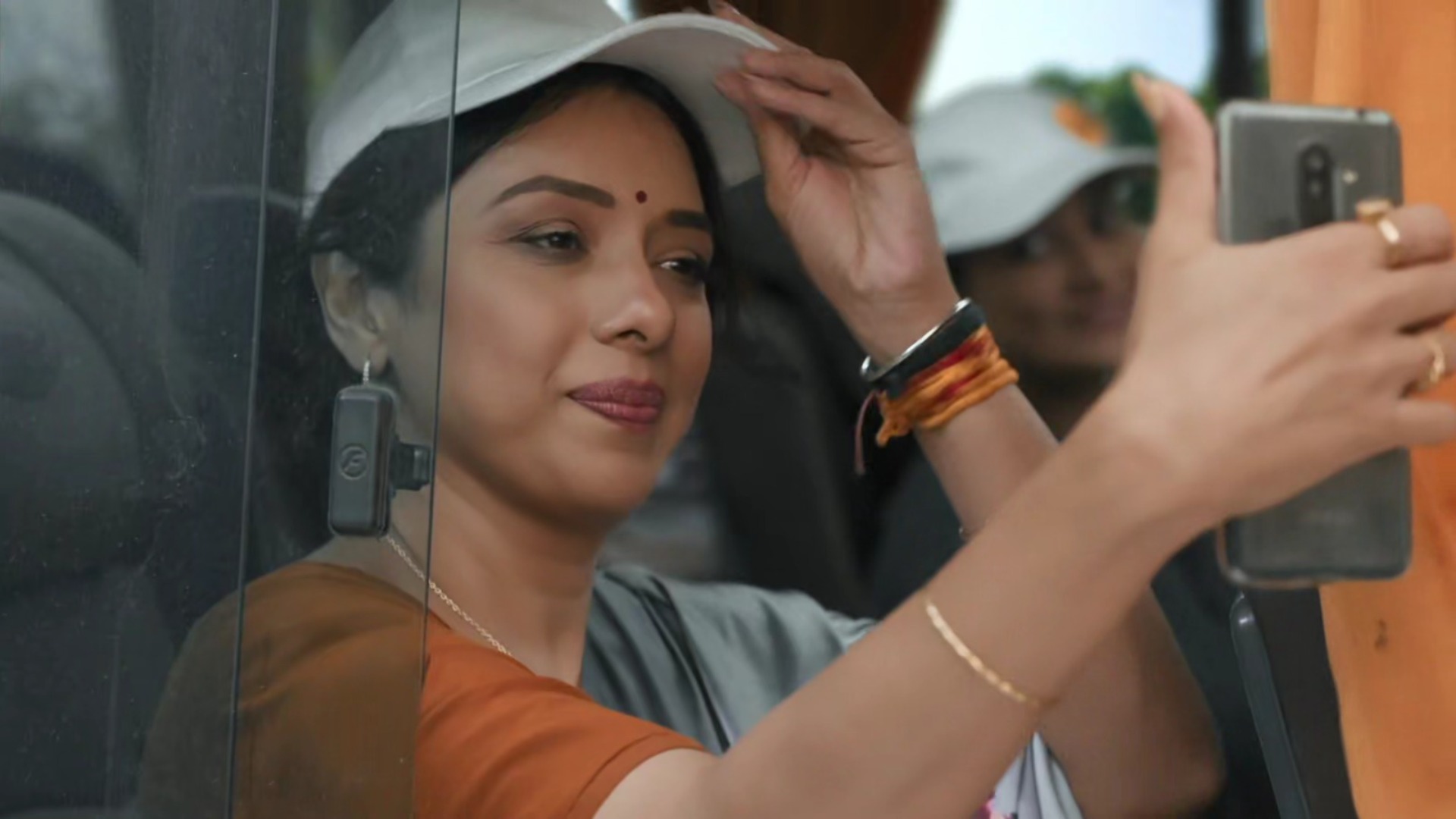 Anupamaa 30th September 2025 Written Update: Vasundhara insults Anupamaa's family