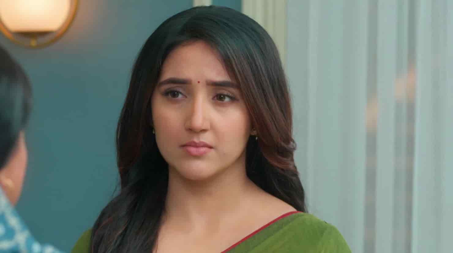 Suman Indori 8th April 2025 Written Episode Update: Kritika's Entry Takes the Family By Storming Surprise!