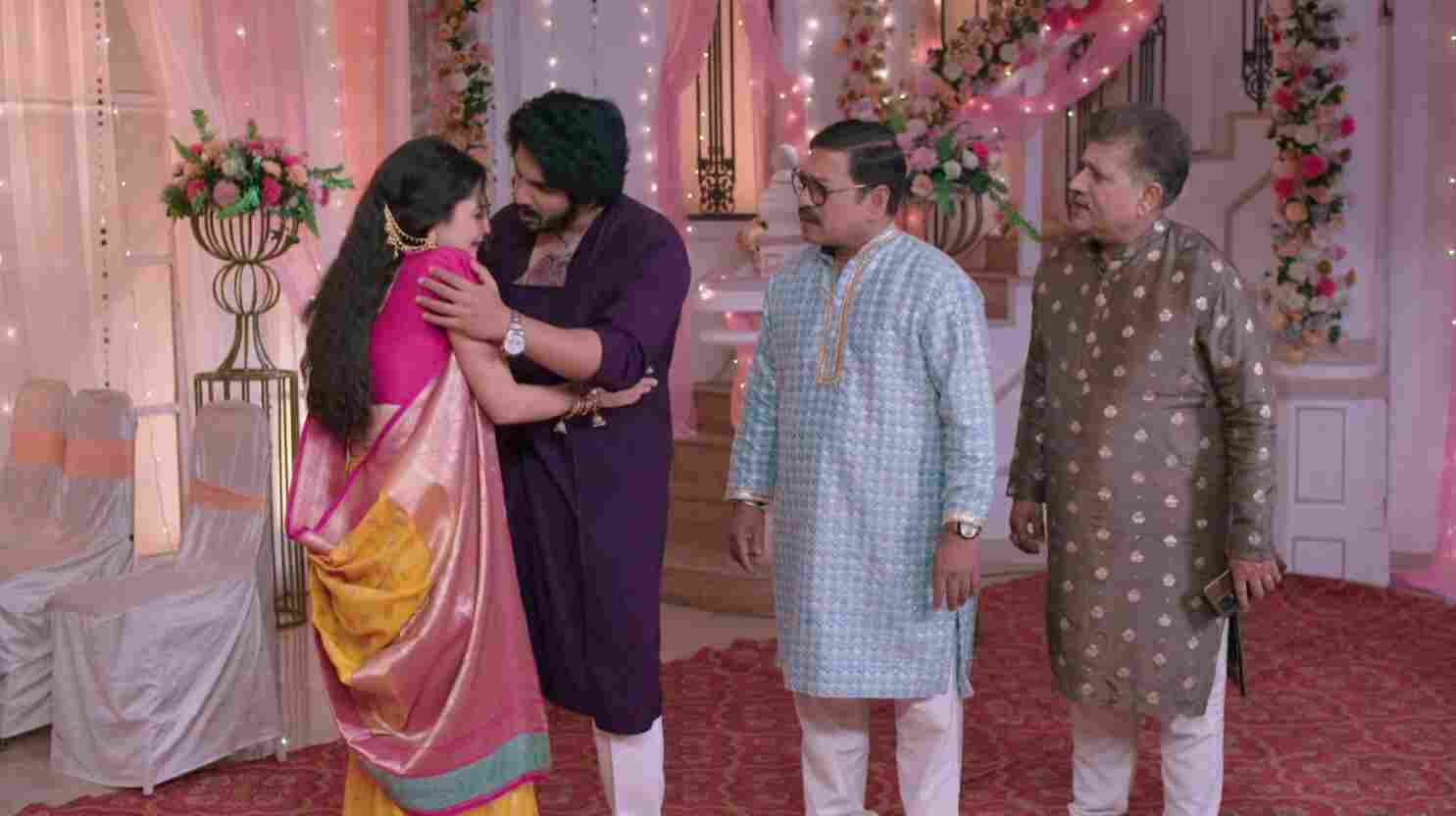 Udne Ki Aasha 25th February 2025 Written Episode Update: Joy Creates a Scene by Calling Sayali a Thief