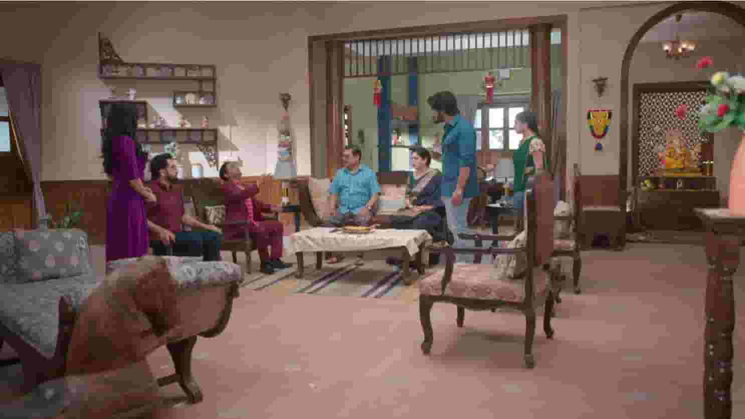 Udne Ki Aasha 4th March 2025 Written Episode Update: Full on Drama and Acting by Roshini and Her Uncle