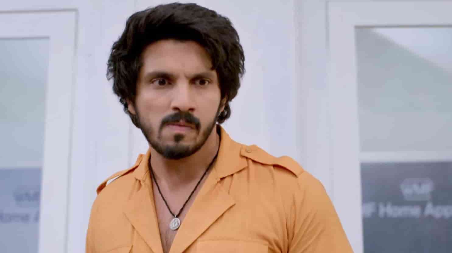 Udne Ki Aasha 5th April 2025 Written Episode Update: Sachin Exposes Pari's Drama!