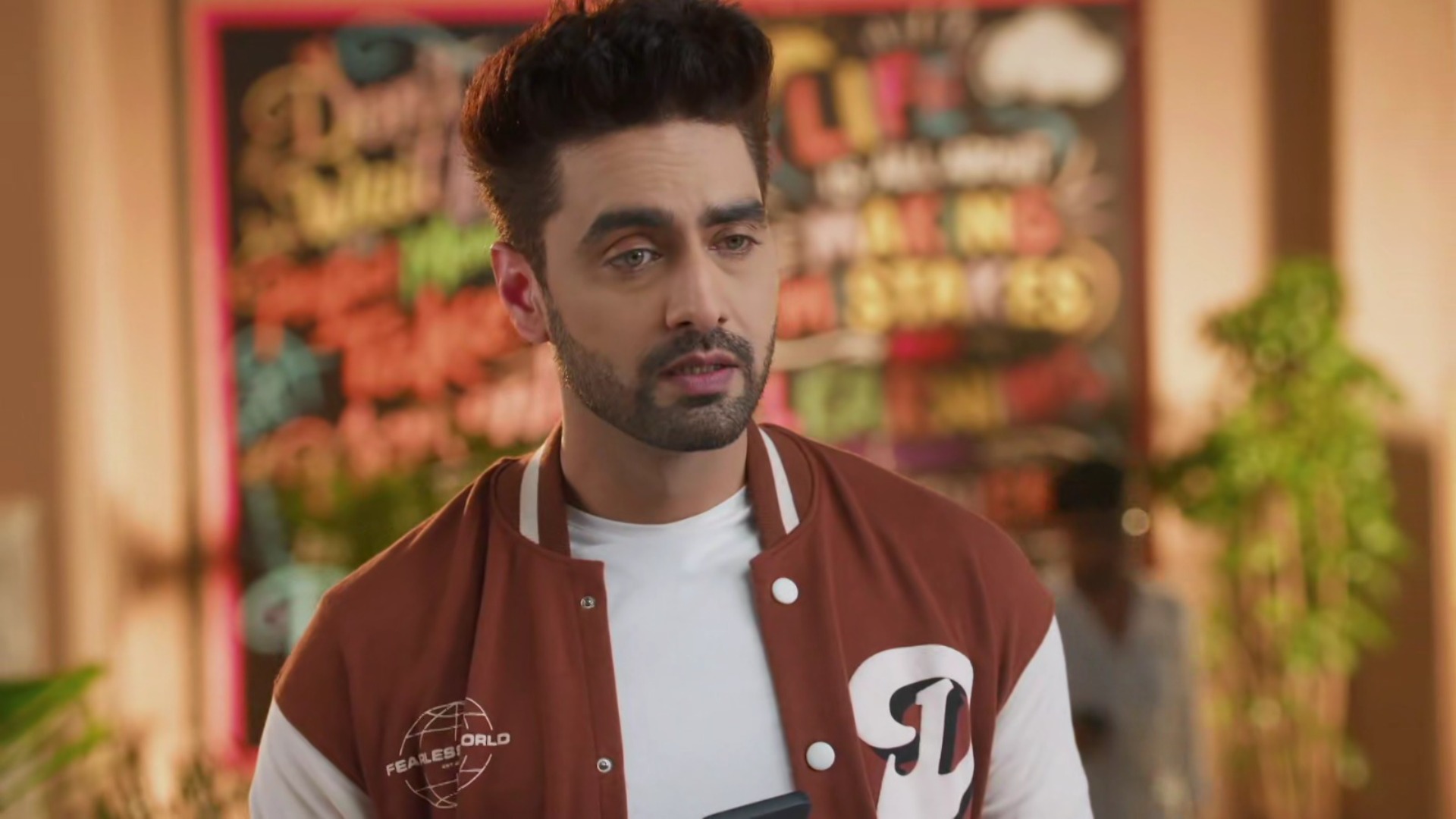 Yeh Rishta Kya Kehlata Hai 17th October 2025 Written update: Armaan dressed up as a girl for Abhira